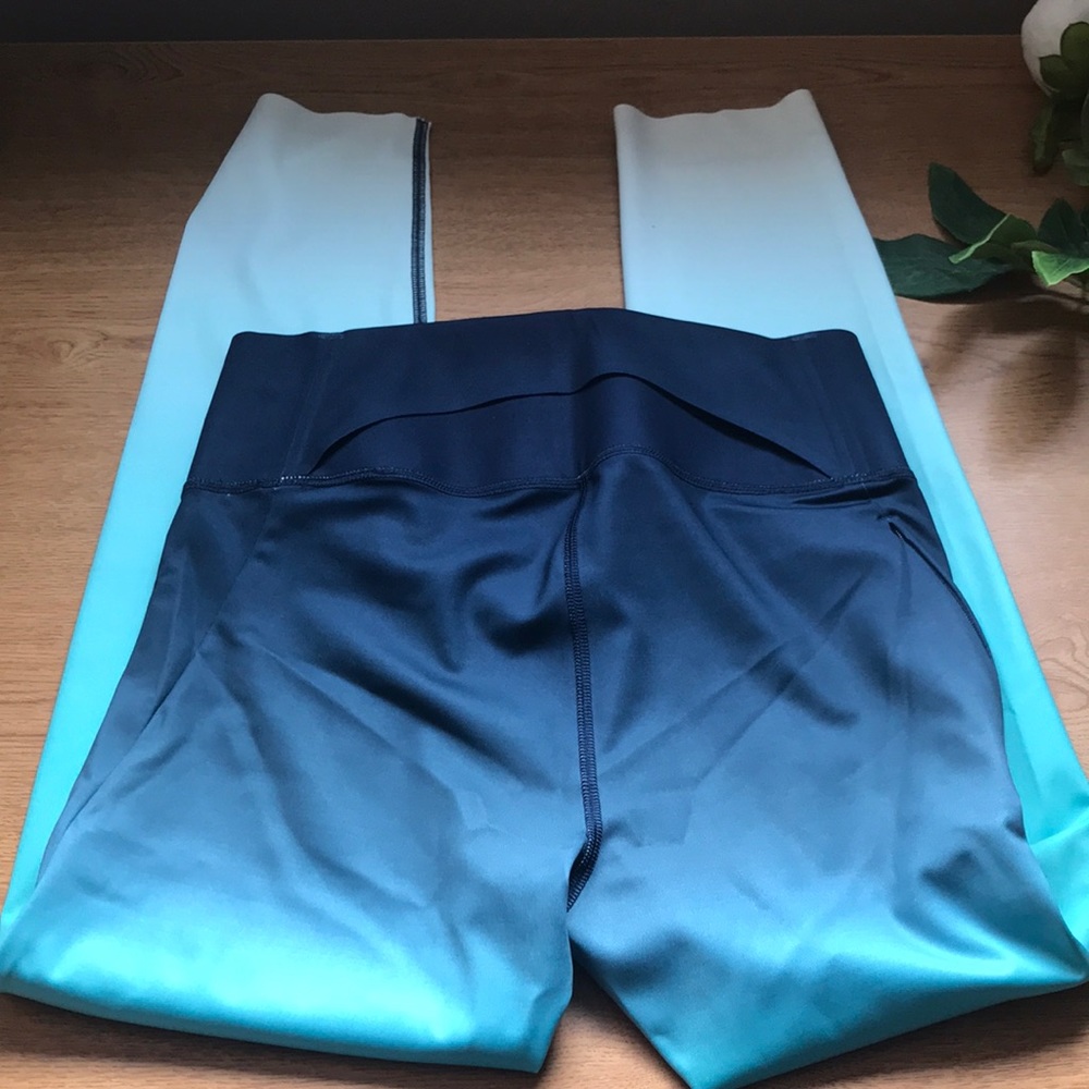 Under Armour Compression Active Leggings Ombre NWT - Picture 5 of 8